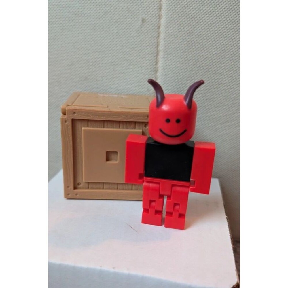 Roblox Maelstronomer 3" Red Devil Series 2 Mystery Action Figure Toy